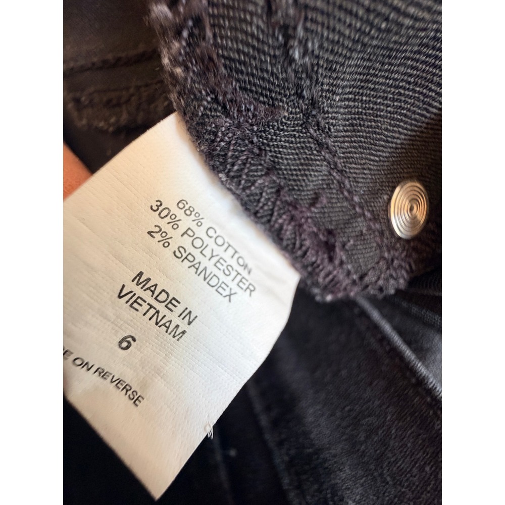 New York & Company Soho Jeans Crosby Slim Leg Crop Black Pants Womens Size 6 - Picture 4 of 9